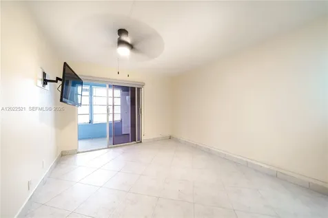 145 Brittany D Delray Beach FL 33446