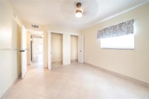 145 Brittany D Delray Beach FL 33446