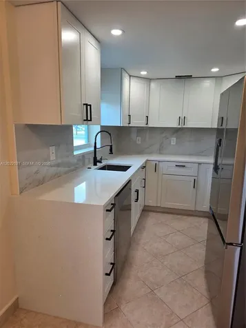 145 Brittany D Delray Beach FL 33446