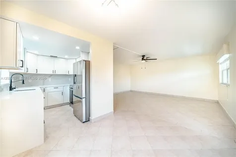 145 Brittany D Delray Beach FL 33446