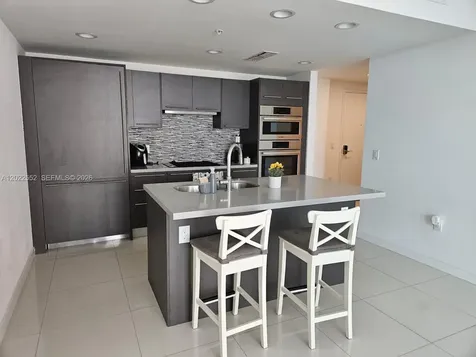 7875 NW 107th Avenue Doral FL 33178