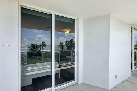 2401 Collins Avenue Miami Beach FL 33140