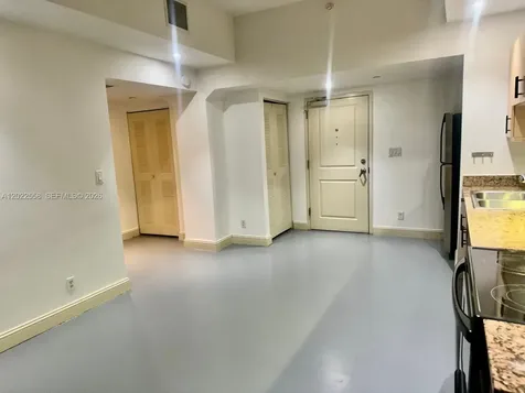 111 E Flagler Miami FL 33131
