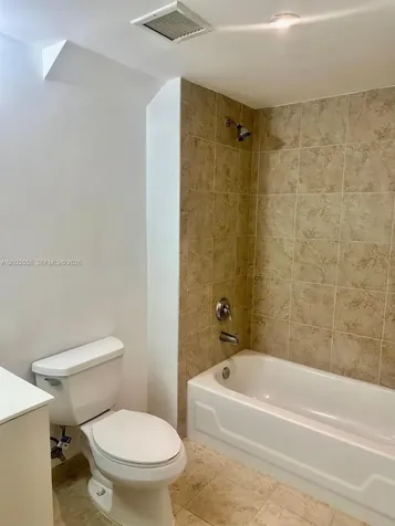 111 E Flagler Miami FL 33131