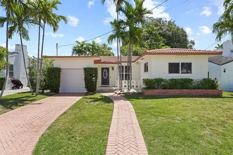 8927 Carlyle Avenue Surfside FL 33154