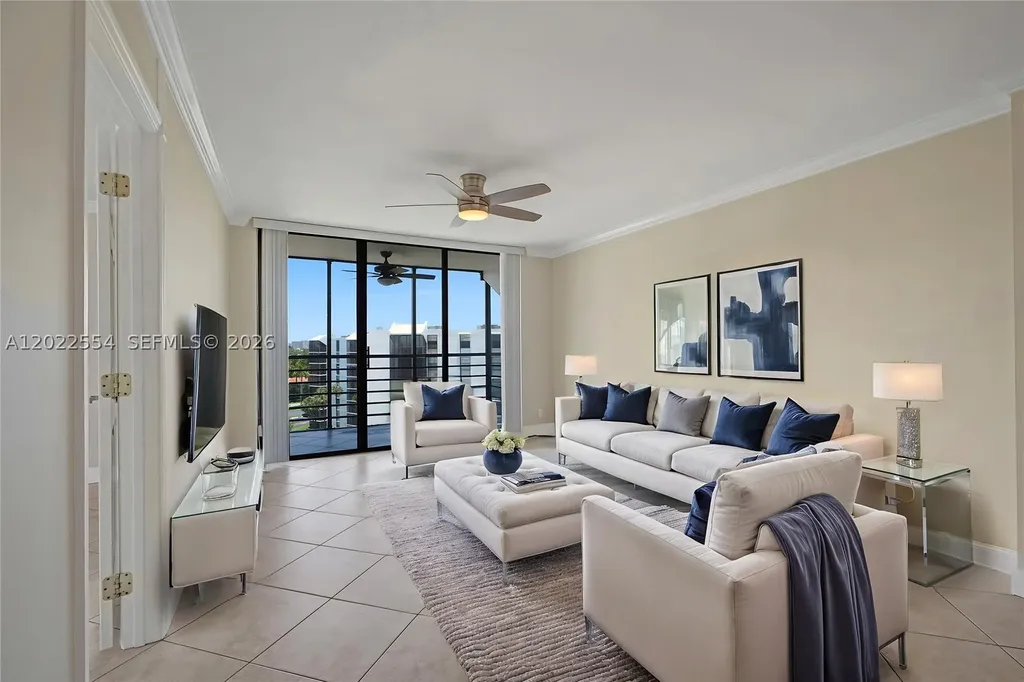 20400 W Country Club Drive Aventura FL 33180