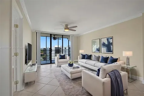 20400 W Country Club Drive Aventura FL 33180