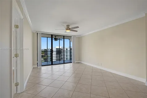 20400 W Country Club Drive Aventura FL 33180