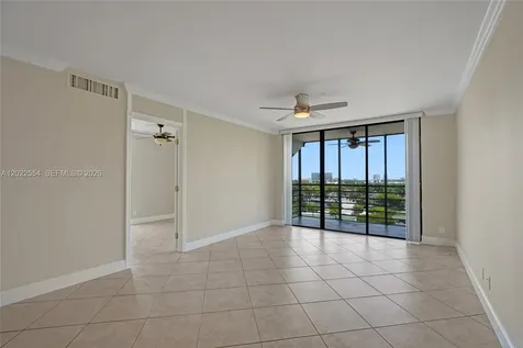 20400 W Country Club Drive Aventura FL 33180