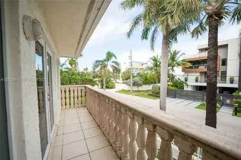 2701 N Atlantic Boulevard Fort Lauderdale FL 33308