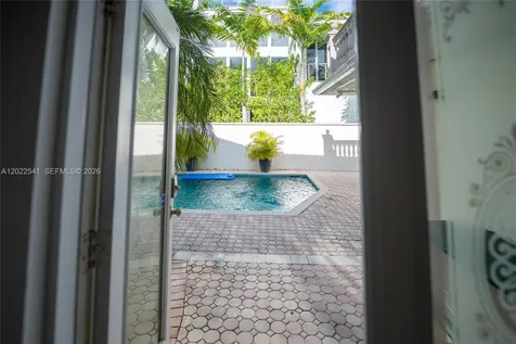2701 N Atlantic Boulevard Fort Lauderdale FL 33308