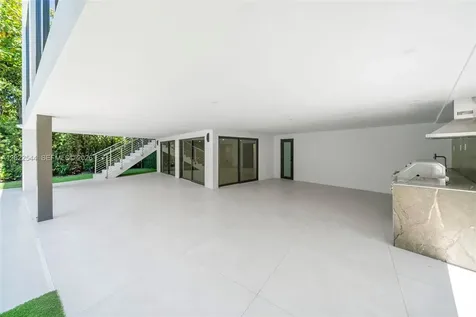 900 NE 75th Street Miami FL 33138