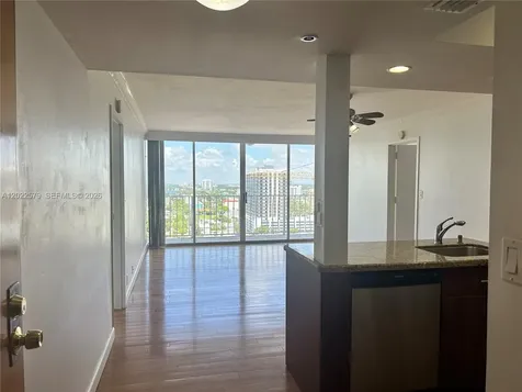 7601 E Treasure Drive North Bay Village FL 33141
