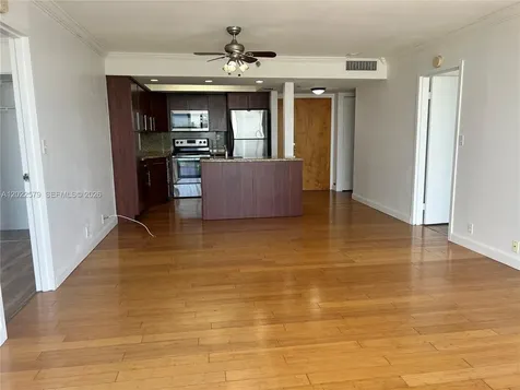 7601 E Treasure Drive North Bay Village FL 33141