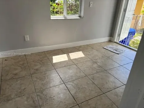 2059 SW 7th Street Miami FL 33135