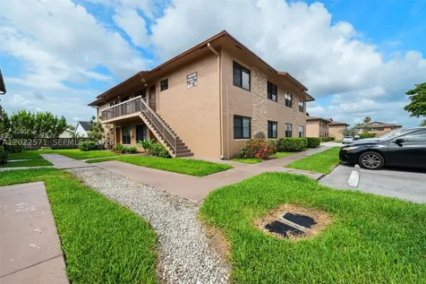 10049 Winding Lake Road Sunrise FL 33351