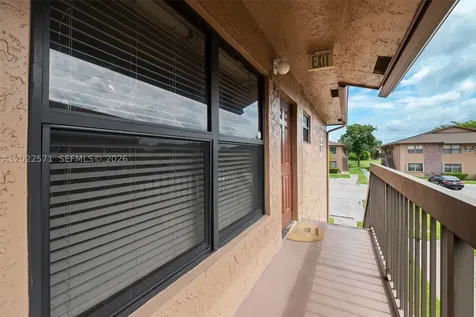 10049 Winding Lake Road Sunrise FL 33351