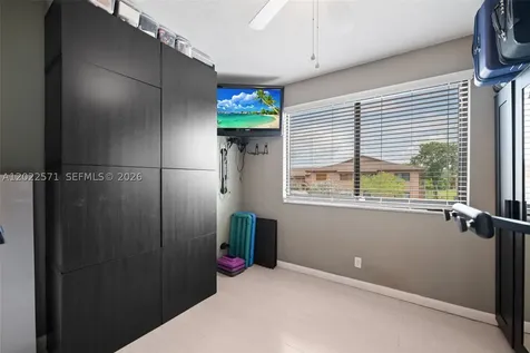 10049 Winding Lake Road Sunrise FL 33351