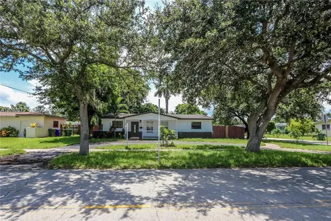 200 SW 64th Way Pembroke Pines FL 33023
