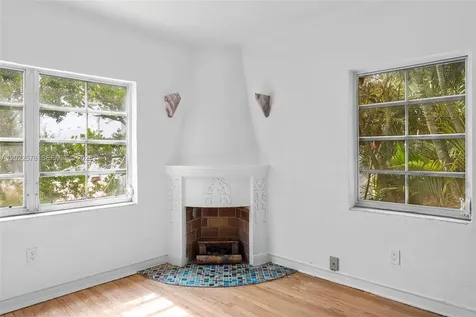 750 Espanola Way Miami Beach FL 33139