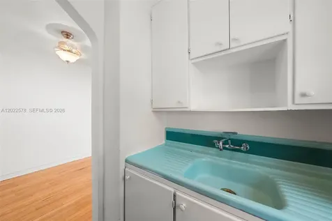 750 Espanola Way Miami Beach FL 33139