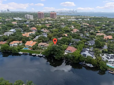 7244 E Lago Drive Coral Gables FL 33143