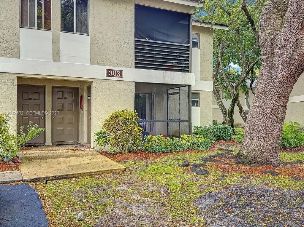 303 Gardens Drive Pompano Beach FL 33069