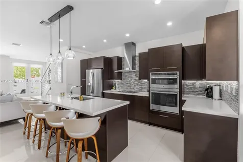 6440 NW 103rd Passage Doral FL 33178