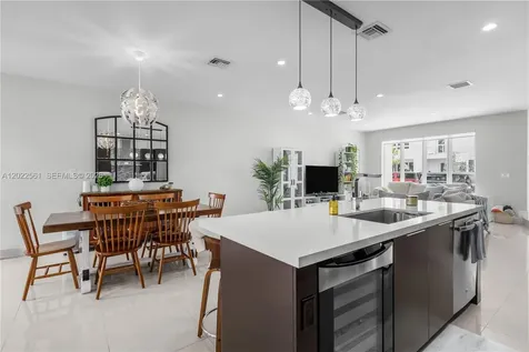 6440 NW 103rd Passage Doral FL 33178