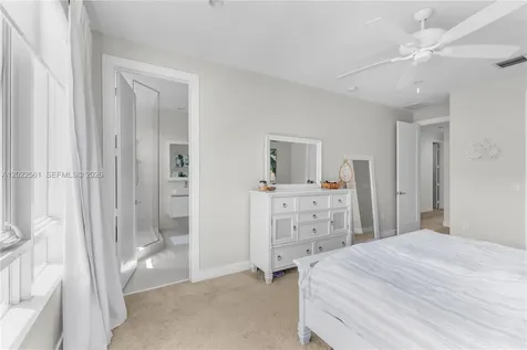 6440 NW 103rd Passage Doral FL 33178