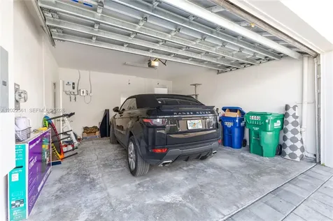 6440 NW 103rd Passage Doral FL 33178