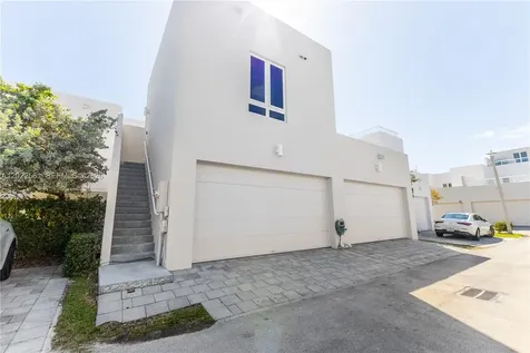 6440 NW 103rd Passage Doral FL 33178
