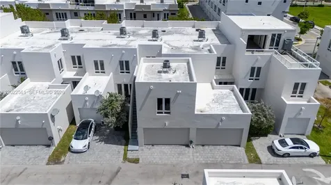 6440 NW 103rd Passage Doral FL 33178