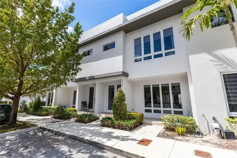 6440 NW 103rd Passage Doral FL 33178