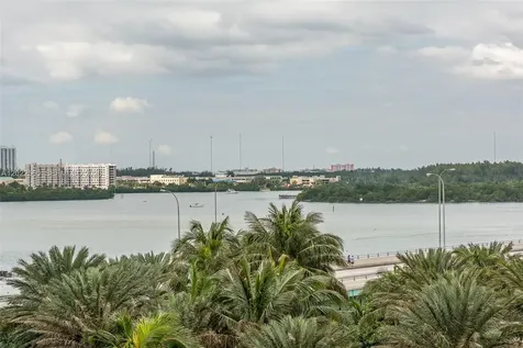 10275 Collins Avenue Bal Harbour FL 33154