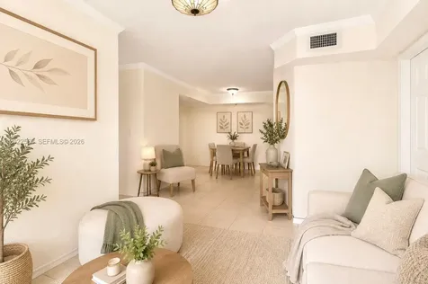 814 NW 36th Avenue Miami FL 33125