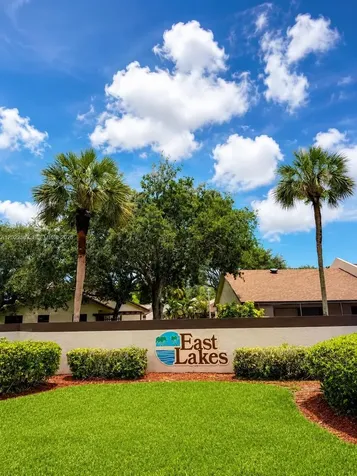 1571 NW 96th Way Pembroke Pines FL 33024