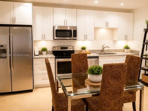 900 Meridian Avenue Miami Beach FL 33139
