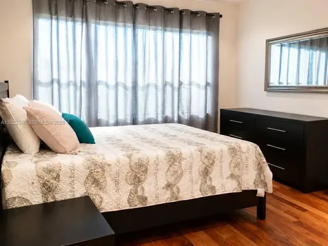 900 Meridian Avenue Miami Beach FL 33139