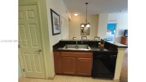 8125 Resort Village Orlando FL 32821