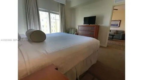8125 Resort Village Orlando FL 32821