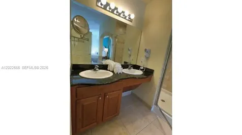 8125 Resort Village Orlando FL 32821