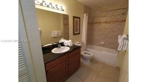 8125 Resort Village Orlando FL 32821