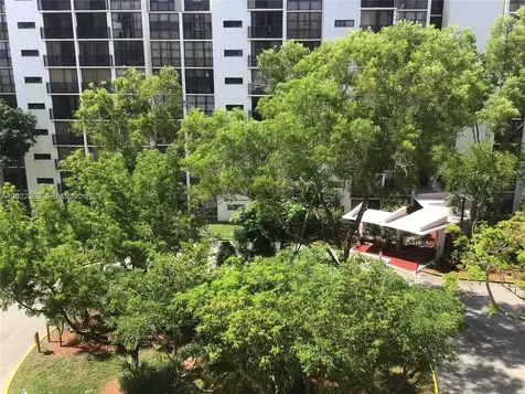 17021 N Bay Road Sunny Isles Beach FL 33160