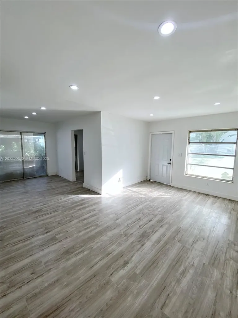 3000 NW 5th Terrace Pompano Beach FL 33064