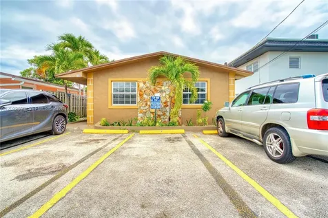 129 SE 4th Avenue Hallandale Beach FL 33009