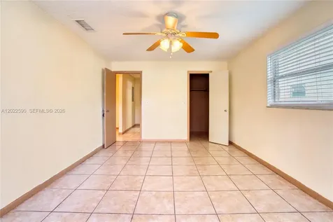 129 SE 4th Avenue Hallandale Beach FL 33009