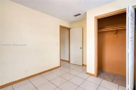129 SE 4th Avenue Hallandale Beach FL 33009
