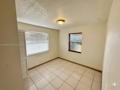 129 SE 4th Avenue Hallandale Beach FL 33009