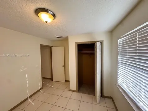 129 SE 4th Avenue Hallandale Beach FL 33009